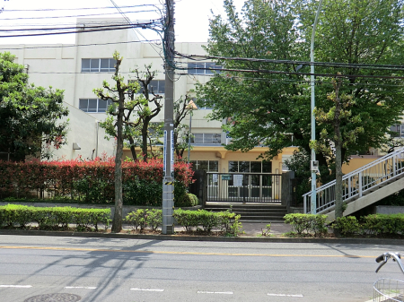 周辺環境 小学校 950m 小金井市立第三小学校