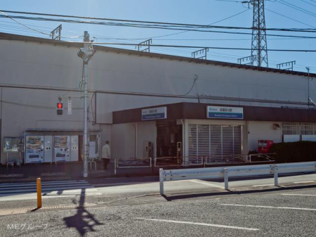 ӊ w 1100m Squvw