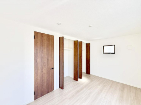 ���̑����� �����������������F�����̂������ŉ��₩�Ȏ��Ԃ��y���߂܂�