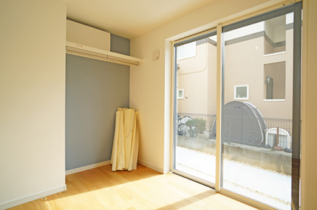 その他内観 内装■落ち着いた色合いのお部屋で穏やかな時間を楽しめます
