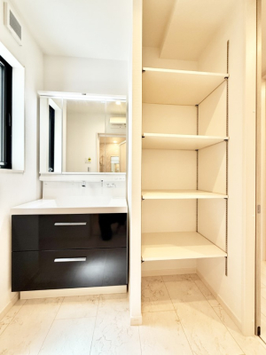 ���ʑ�E���ʏ� �������Ƒ��݂�Ȃ��g���₷���z�u�ł�