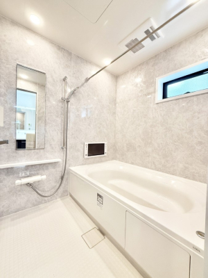 ���� �������������A������芰����o�X���[��