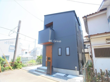 現地外観写真 外観■暮らしを彩る充実した設備仕様が備わった住まい