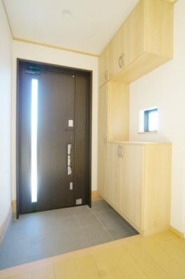 玄関 内装■ ここから始まる一日、すっきり整った玄関