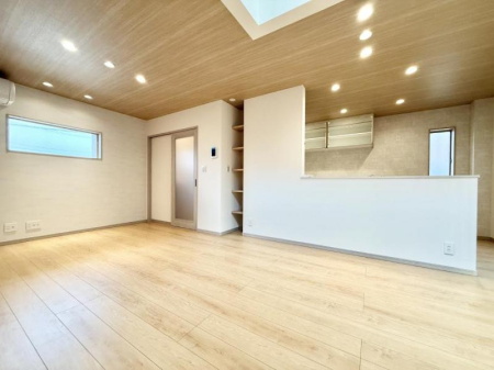 ���̑����� �������Ƒ��̏Ί炪���ӂ��A���났�̋��