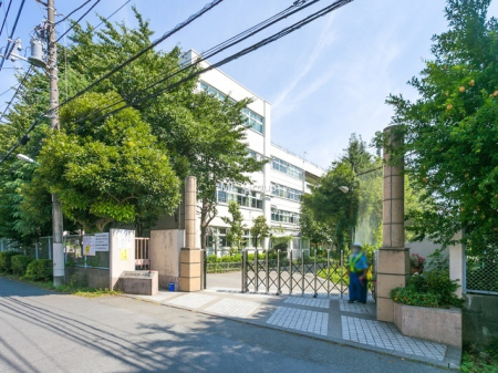 周辺環境 中学校 2000m 国分寺市立第一中学校