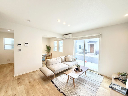 ���̑����� �������Ƒ��̏Ί炪���ӂ��A���났�̋��