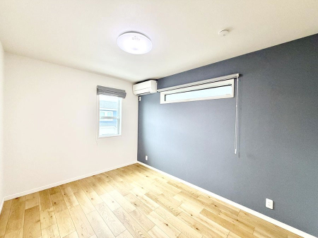 �q������ �������v���C�x�[�g��ԂƂ��ĐÂ��ŗ�������������񋟂��Ă���܂�