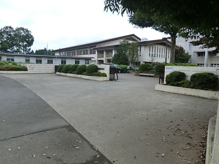 周辺環境 中学校 2300m 相模原市立東林中学校