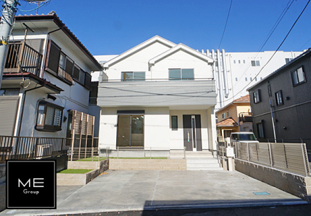 現地外観写真 外観■家族みんなが笑顔で過ごせる、安心感のある住まい
