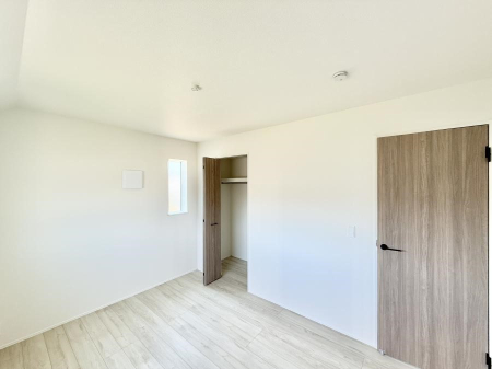 �Q�� ���������̔z�u��ʋC���̗ǂ��݌v�ŕ����̋�C�������炸�A��ɐV�N�ȋ�C������܂�