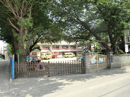 周辺環境 幼稚園・保育園 600m 桜ケ丘幼稚園
