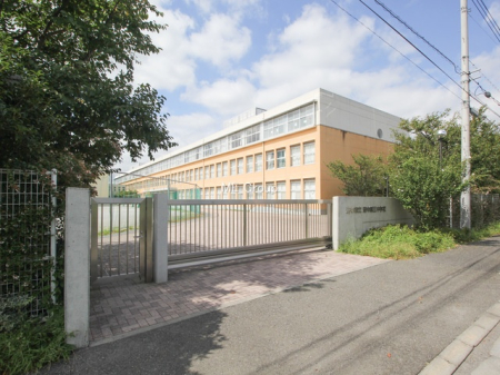 周辺環境 中学校 1900m 府中市立府中第三中学校