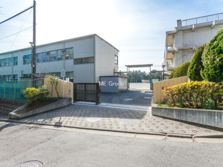 周辺環境 中学校 400m 横浜市立岡津中学校