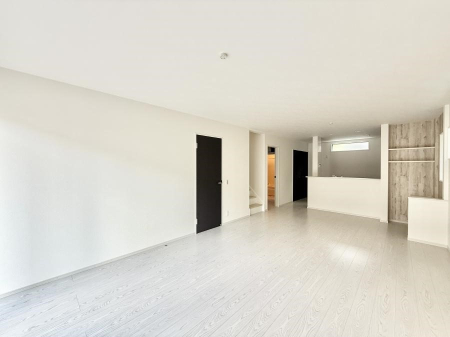 ���r���O ���������R�Ɖ�b�����܂��A�S�n�悢�ЂƂƂ�