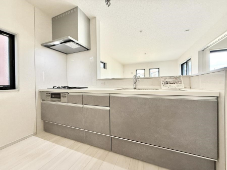 �L�b�`�� ���������y���݂ƐH�ׂ�K����͂���L�b�`��