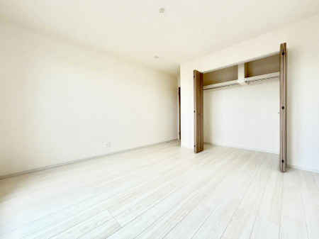 �Q�� ���������̔z�u��ʋC���̗ǂ��݌v�ŕ����̋�C�������炸�A��ɐV�N�ȋ�C������܂�