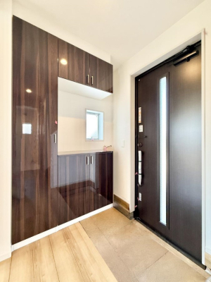 ���� ���������[�͂̍����V���[�Y�{�b�N�X�t�I�@���ւ��L���C�ɕЕt���܂��I  