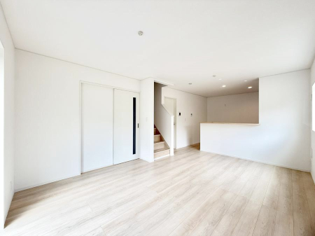 rO 났ƏΊ炪W܂AS܂郊rO