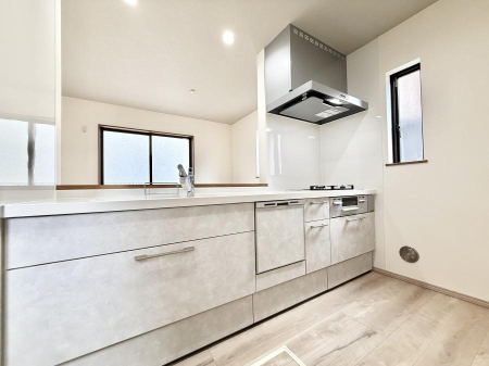 �L�b�`�� �������Ƒ����J��[�߂�A������̂���L�b�`��