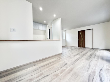 ���r���O ���������났�ƏΊ炪�W�܂�A�S���܂郊�r���O