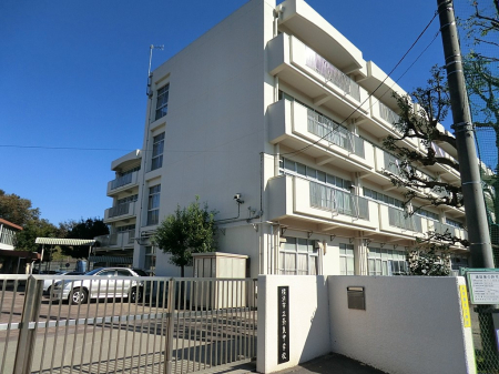 ӊ wZ 1680m lsޗǒwZ