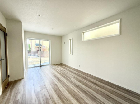 ���r���O ���������C�ɓ���̏ꏊ�ŁA�̂�т�Ƃ������Ԃ�