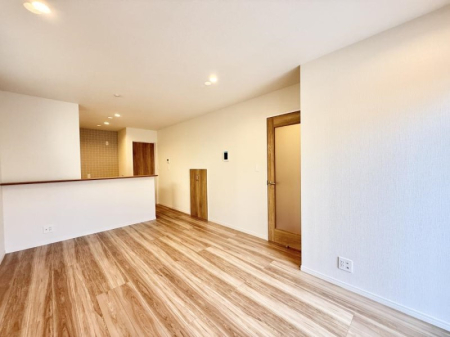 ���̑����� �������Ƒ��̏Ί炪���ӂ��A���났�̋��