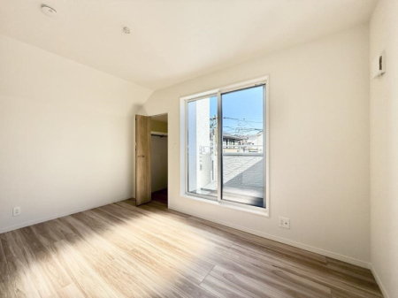 �q������ �������v���C�x�[�g��ԂƂ��ĐÂ��ŗ�������������񋟂��Ă���܂�