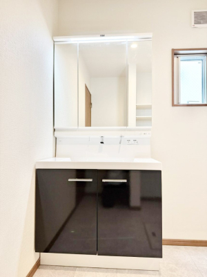 ʑEʏ 邢ʏ͖̎yłႢł