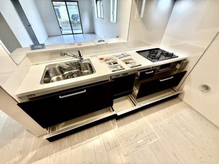 �L�b�`�� �������Ƒ����J��[�߂�A������̂���L�b�`��