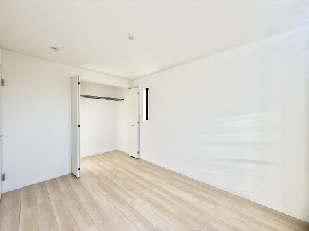 �q������ �������Ƌ�⃌�C�A�E�g�����R�ɔz�u�ł��邽�ߎg�����肪�ǂ����K�ɉ߂����܂�