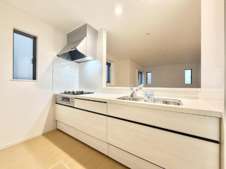 �L�b�`�� ���������y���݂ƐH�ׂ�K����͂���L�b�`��