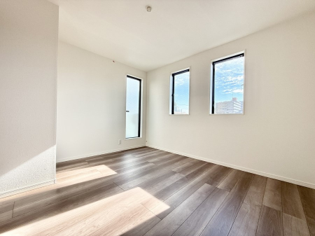 �q������ �������Ƌ�⃌�C�A�E�g�����R�ɔz�u�ł��邽�ߎg�����肪�ǂ����K�ɉ߂����܂�