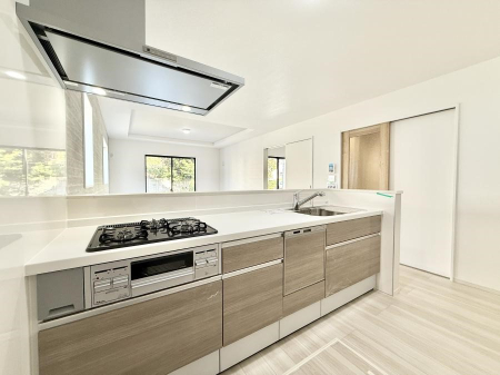 �L�b�`�� �������Ƒ����J��[�߂�A������̂���L�b�`��