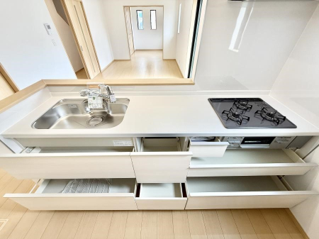 �L�b�`�� �������Ƒ����J��[�߂�A������̂���L�b�`��