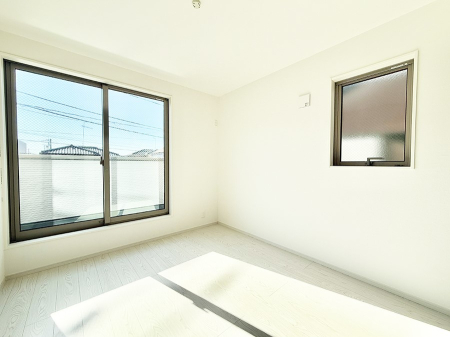 ���̑����� �������傫�ȑ��͊J����������A���邳�ʕ��o�b�`���ł�  