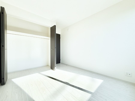 ���̑����� �������傫�Ȏ��[�ŉו����X�b�L���Еt���܂�  