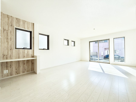 ���̑����� �������Ƒ��̏Ί炪���ӂ��A���났�̋��