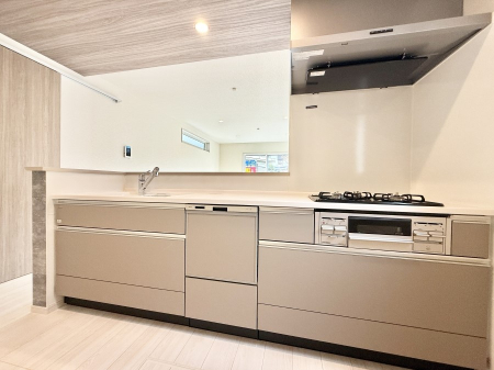 �L�b�`�� �����������������Ɗy�����Ȃ�A���K�ȃL�b�`�����