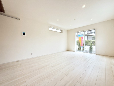 ���r���O �������i�`�������ȃ��r���O�͂ǂ�ȃC���e���A�ɂ������܂�  