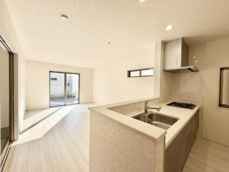 �L�b�`�� �����������������Ɗy�����Ȃ�A���K�ȃL�b�`�����