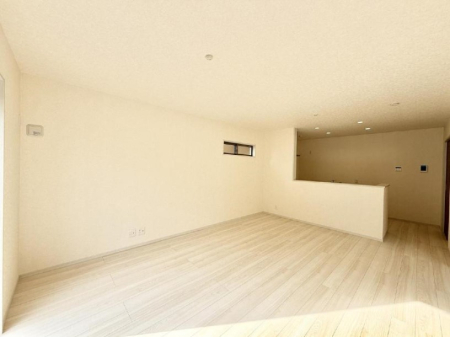 ���r���O ���������났�ƏΊ炪�W�܂�A�S���܂郊�r���O