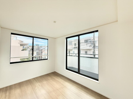 �Q�� ���������₩�ȋ�ԂŎ����̎��Ԃ��؂�