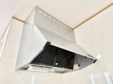 ���̑����� �ݔ����������̏��C����������C��ɗU������A�����I�ɔr�����ł��܂��B