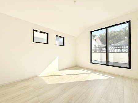 ���̑����� �������D��ŉ��₩�Ȏ��Ԃ��������