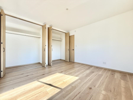 �q������ �������傫�Ȏ��[�ŉו����X�b�L���Еt���܂�  