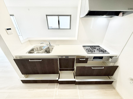 �L�b�`�� �������Ƒ����J��[�߂�A������̂���L�b�`��