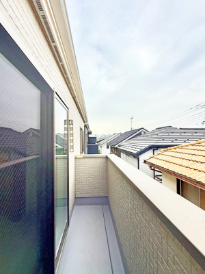 �o���R�j�[ ������ �G�߂̈ڂ낢����������J���I�ȋ�Ԃł�