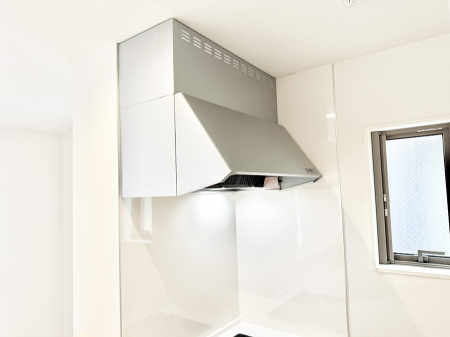 ���̑����� �ݔ����������̏��C����������C��ɗU������A�����I�ɔr�����ł��܂��B